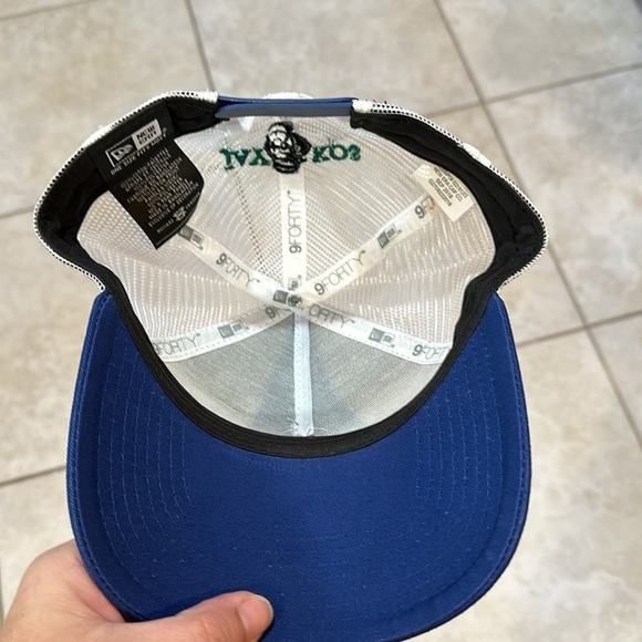 New! Jay Kos New Era Banana Lady Trucker Hat - Picture 5 of 7